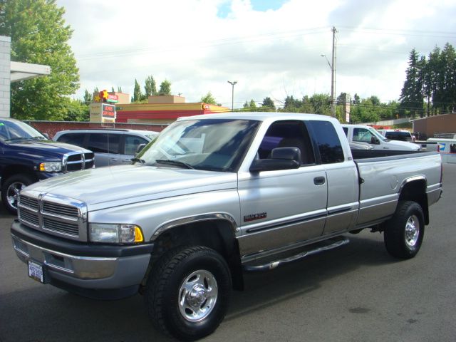 Dodge Ram 2500 2001 photo 3