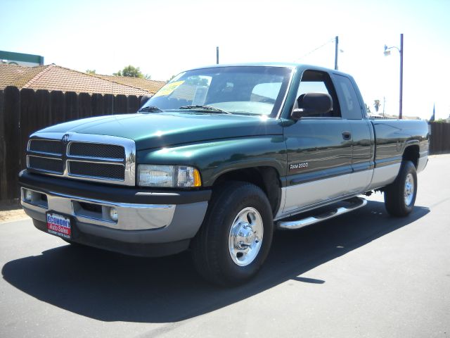 Dodge Ram 2500 2001 photo 1