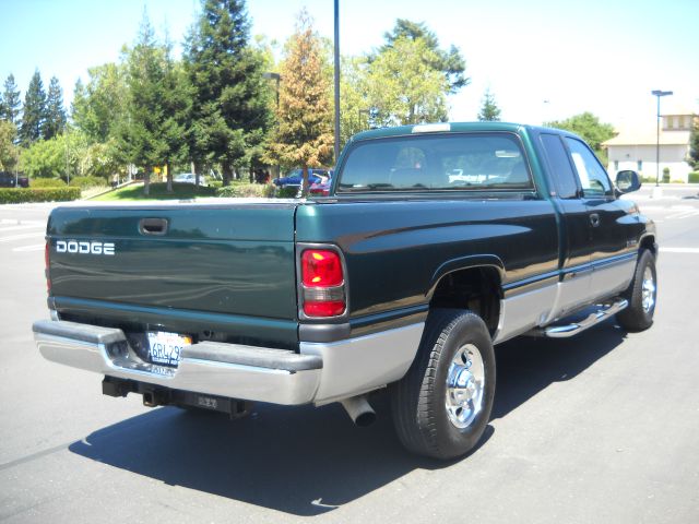 Dodge Ram 2500 2001 photo 3