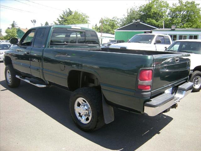 Dodge Ram 2500 2001 photo 1