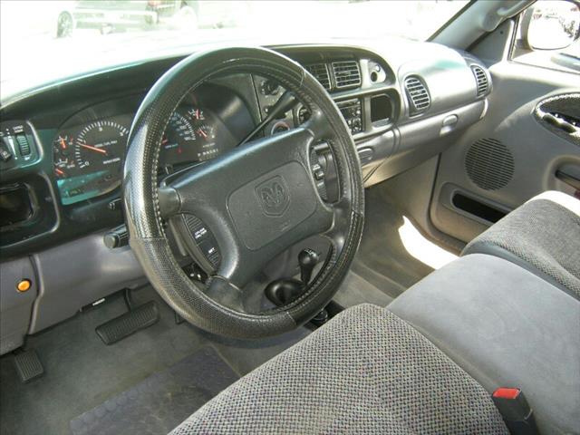 Dodge Ram 2500 2001 photo 4