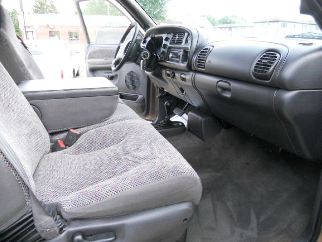 Dodge Ram 2500 2001 photo 11