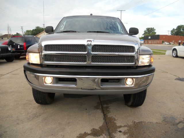 Dodge Ram 2500 2001 photo 14