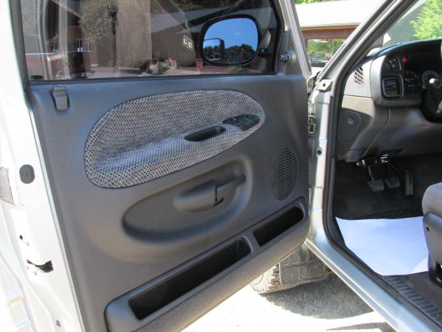 Dodge Ram 2500 2001 photo 12