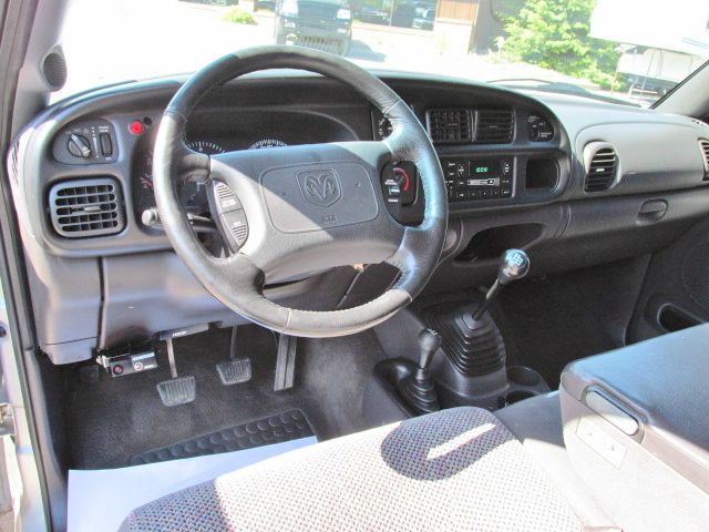 Dodge Ram 2500 2001 photo 7