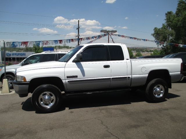 Dodge Ram 2500 2001 photo 1