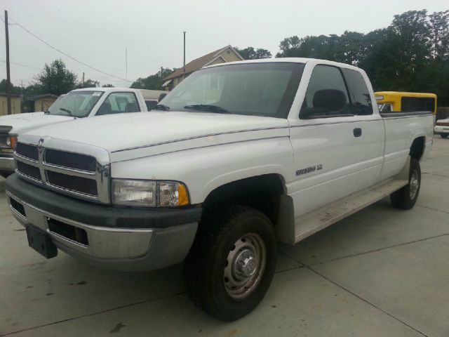 Dodge Ram 2500 2001 photo 1