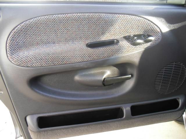 Dodge Ram 2500 2002 photo 29