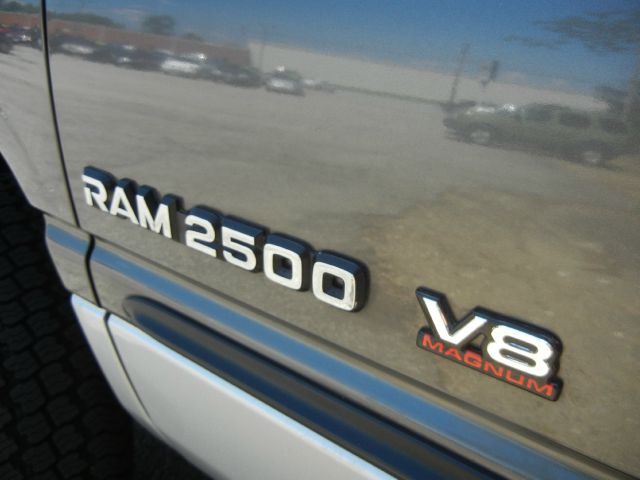 Dodge Ram 2500 2002 photo 18