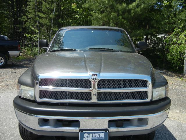 Dodge Ram 2500 2002 photo 19