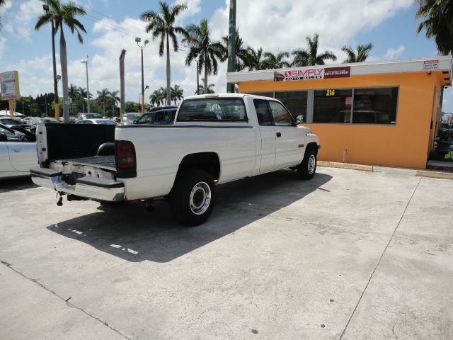 Dodge Ram 2500 2002 photo 3