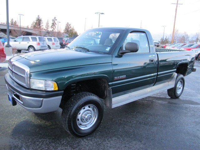 Dodge Ram 2500 2002 photo 1