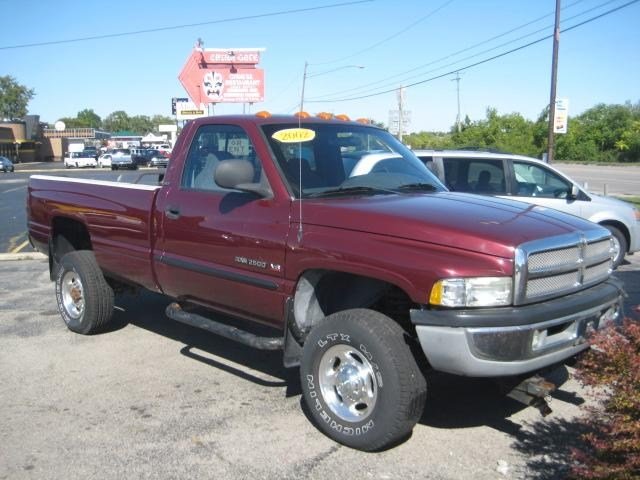 Dodge Ram 2500 2002 photo 2