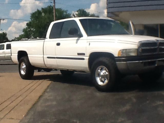 Dodge Ram 2500 2002 photo 4