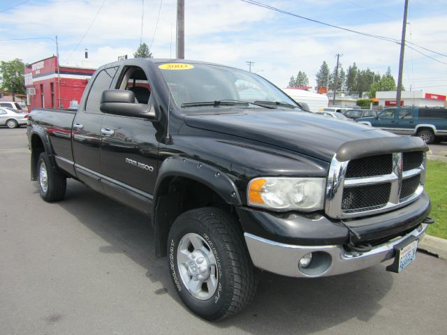 Dodge Ram 2500 Ext WT Pickup Truck