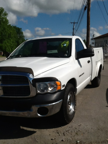 Dodge Ram 2500 2003 photo 2