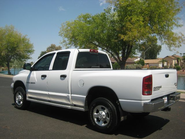 Dodge Ram 2500 4dr 114 WB XLT 4WD Pickup Truck