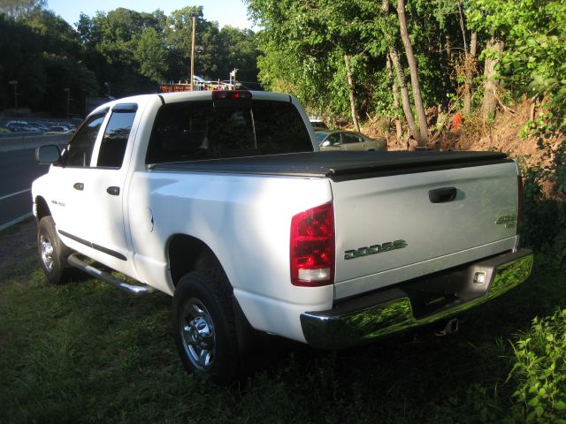 Dodge Ram 2500 2003 photo 2