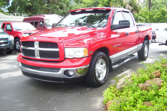 Dodge Ram 2500 Ext WT Pickup Truck