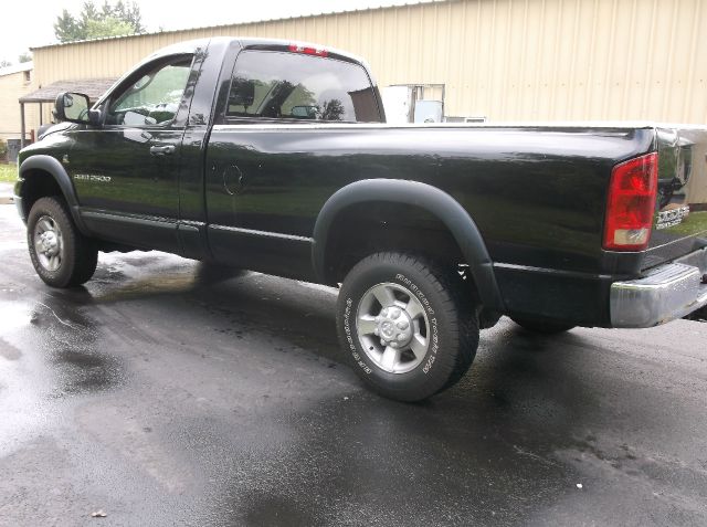 Dodge Ram 2500 2003 photo 17