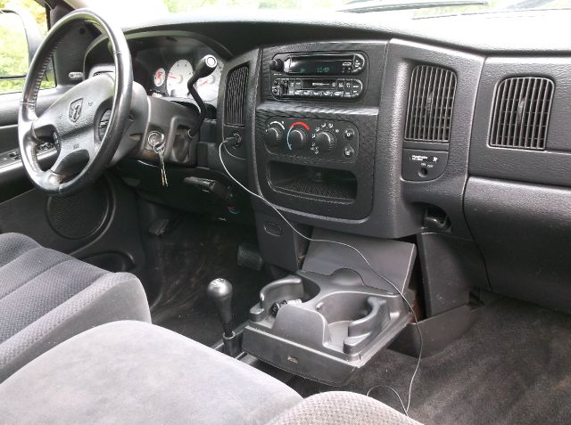 Dodge Ram 2500 2003 photo 3