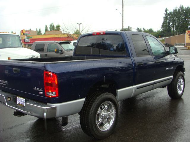 Dodge Ram 2500 Ext WT Pickup Truck