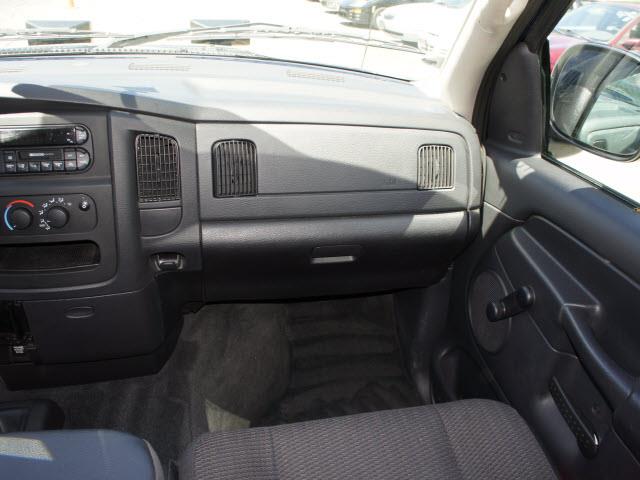 Dodge Ram 2500 2003 photo 12