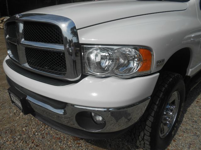 Dodge Ram 2500 2003 photo 3