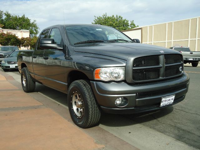 Dodge Ram 2500 2003 photo 2