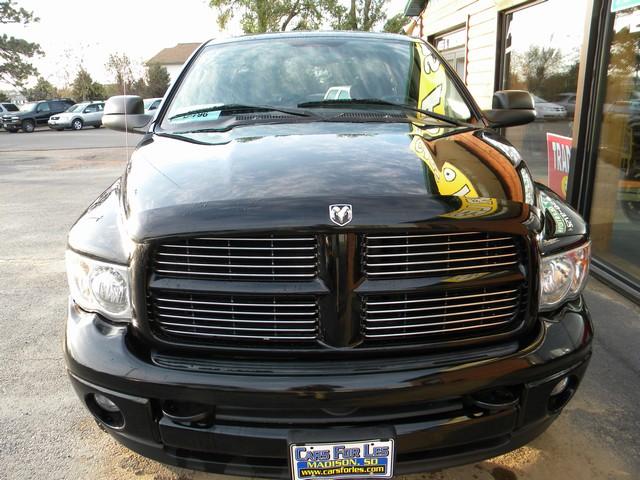 Dodge Ram 2500 2004 photo 1