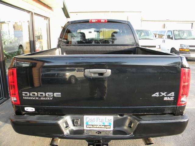 Dodge Ram 2500 2004 photo 3