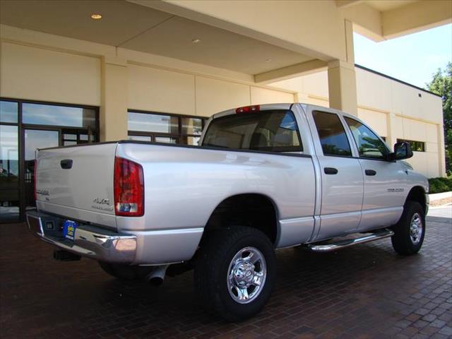 Dodge Ram 2500 2004 photo 18