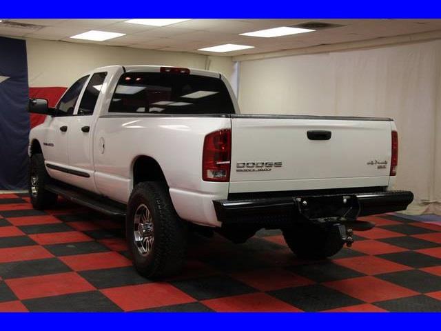 Dodge Ram 2500 2004 photo 2