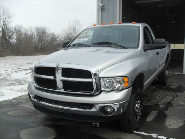 Dodge Ram 2500 2004 photo 1