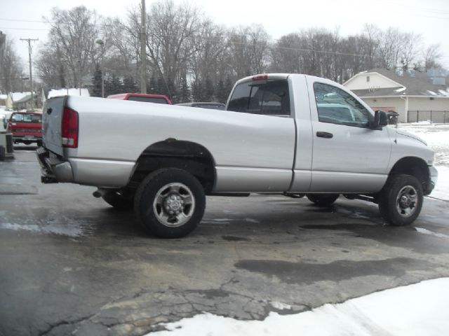 Dodge Ram 2500 2004 photo 3