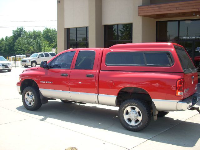 Dodge Ram 2500 2004 photo 1