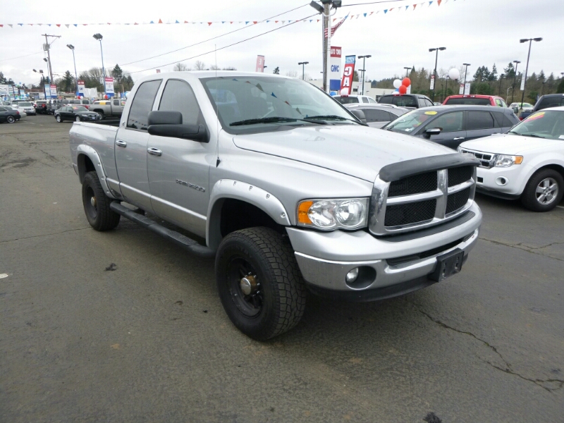 Dodge Ram 2500 2004 photo 2