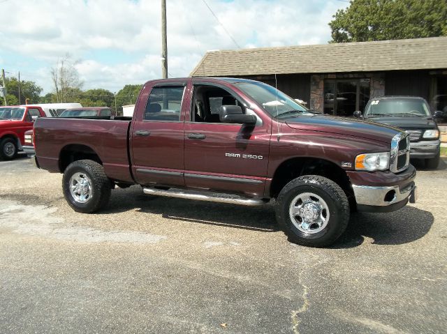 Dodge Ram 2500 2004 photo 2