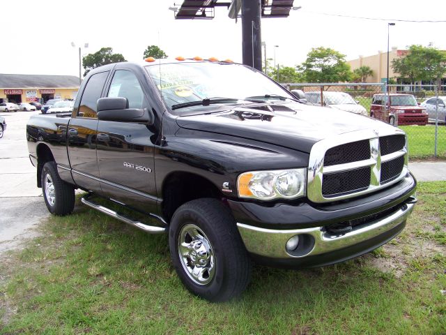 Dodge Ram 2500 2004 photo 1