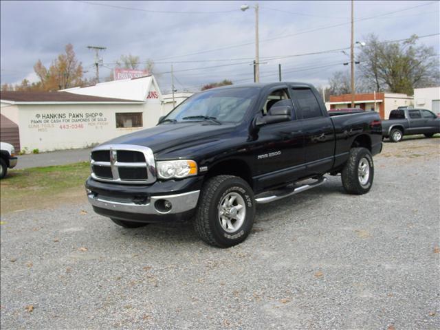 Dodge Ram 2500 SLT Pickup