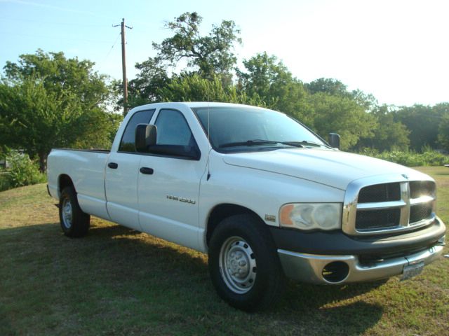 Dodge Ram 2500 2004 photo 1