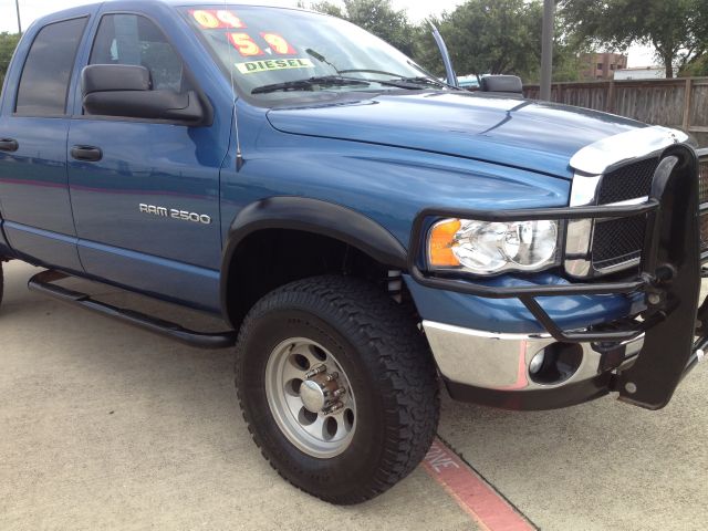 Dodge Ram 2500 2004 photo 2