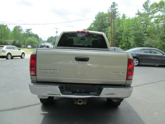 Dodge Ram 2500 2004 photo 2