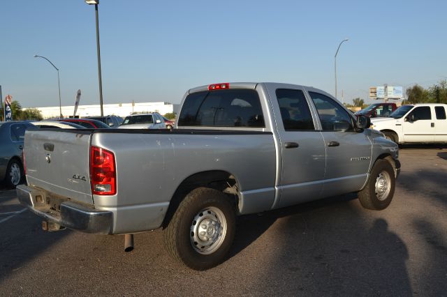 Dodge Ram 2500 2004 photo 2