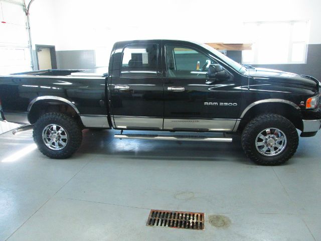 Dodge Ram 2500 2004 photo 4