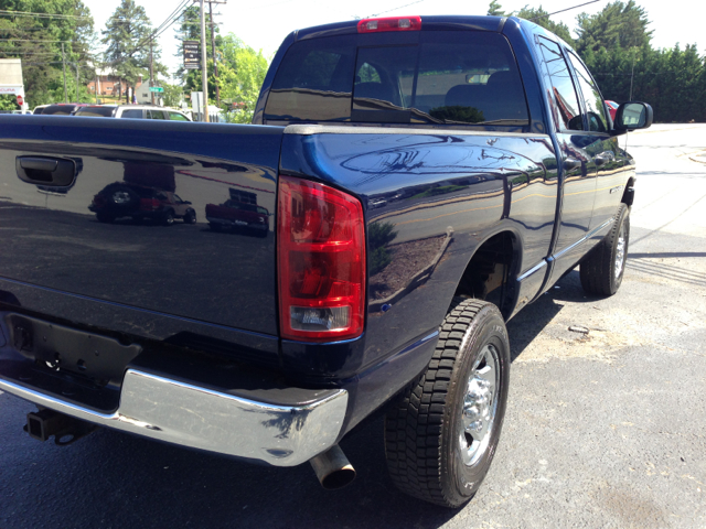 Dodge Ram 2500 2004 photo 9