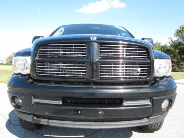 Dodge Ram 2500 2004 photo 2