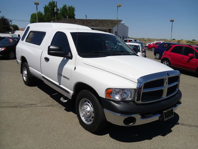 Dodge Ram 2500 2004 photo 3