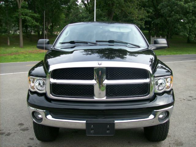 Dodge Ram 2500 2004 photo 3