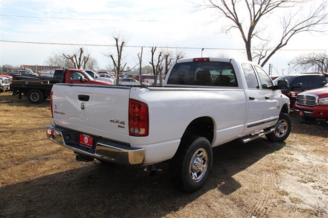 Dodge Ram 2500 2005 photo 3